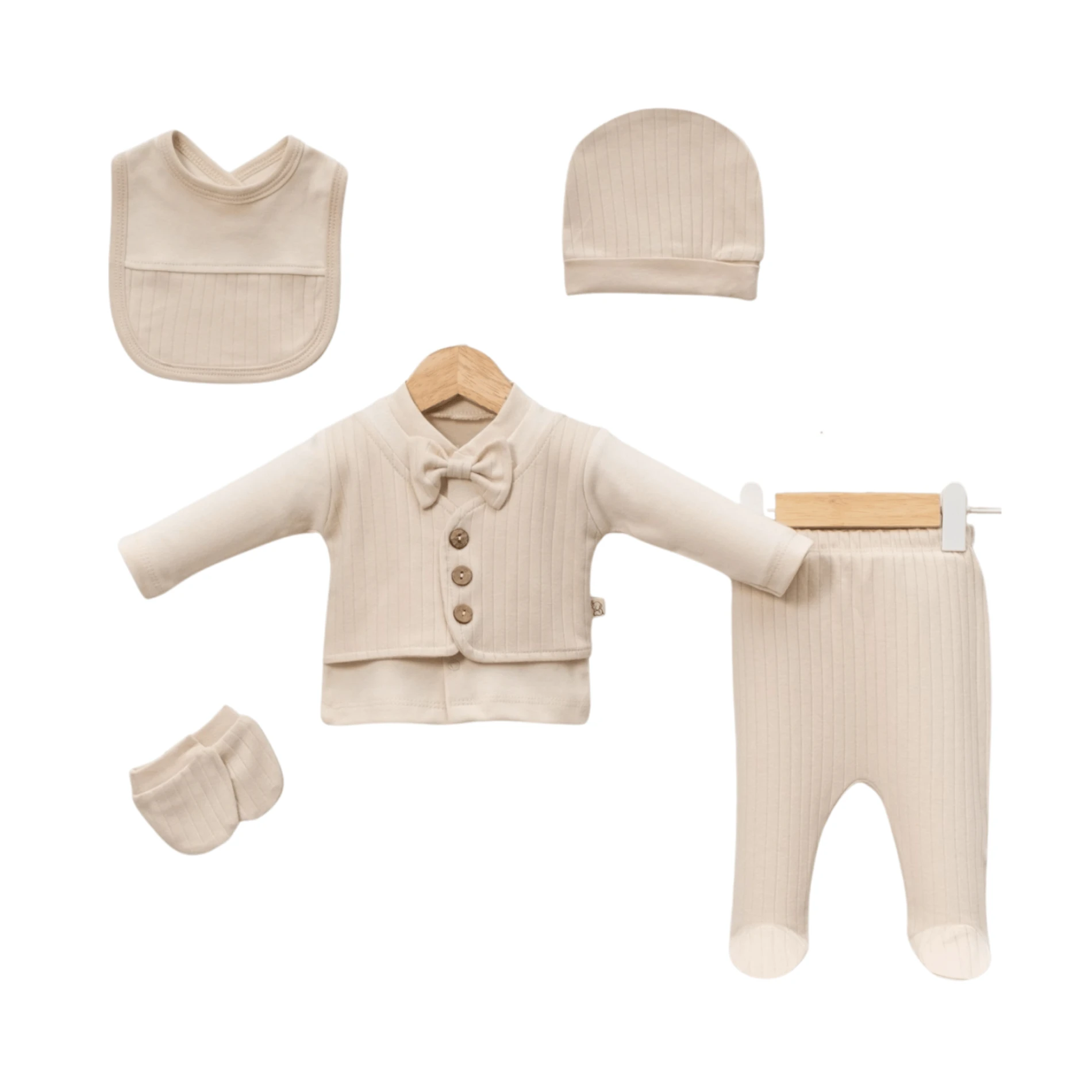 Geniş Raporlu Papyonlu %100 Pamuk Erkek Bebek 5’li Hastane Çıkışı