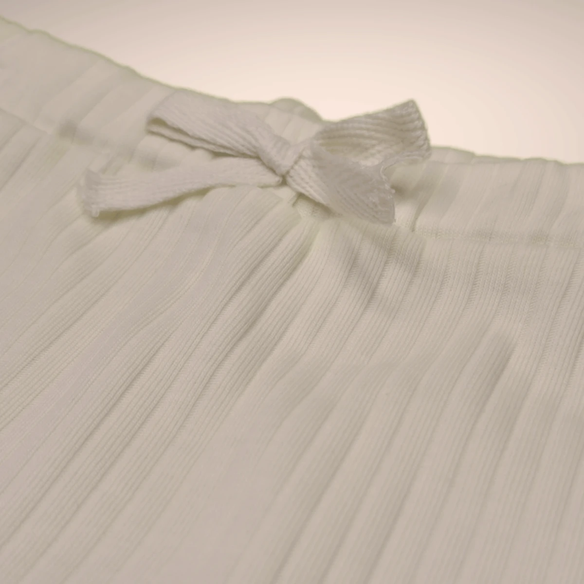 Fitilli Pamuk 3 Parça Bebek Takımı (Hırka + Alt + Bere) – Yumuşak & Rahat (EKRU)