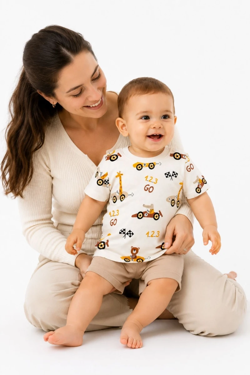 Air Baby 1.2.3 Go Yarış Arabası Baskılı %100 Pamuk Erkek Bebek Şortlu 2’li Takım - KREM 
